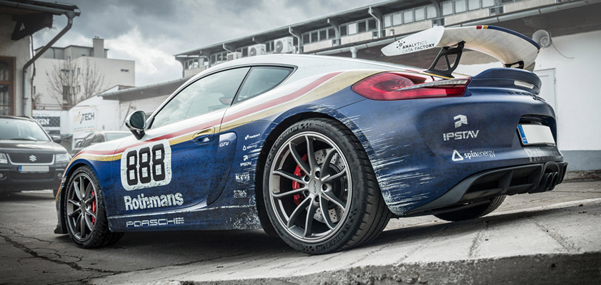 Porsche Cayman GT4 Rothmans