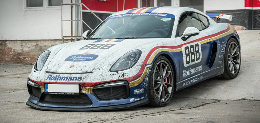 Porsche Cayman GT4 Rothmans